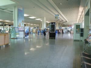 Aéroport_de_Toulon-Hyères avec chauffeur privé VTC Saint-tropez