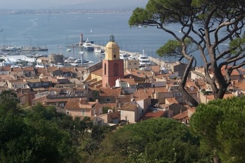 VTC Saint-Tropez transport locaux avec chauffeur privé Transport en Taxi à Saint-Tropez